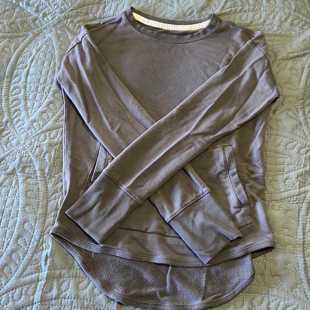 Girls All in Motion sweatshirt Size M 7/8 Purple